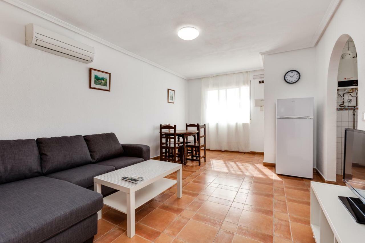 Laguna Salada Hotel Apartamento Торрев'єха Екстер'єр фото